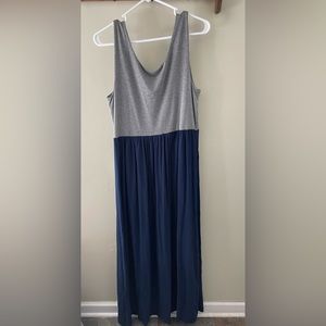 womens Beacon Cove navy and grey sleeveless maxi dress size large with pockets